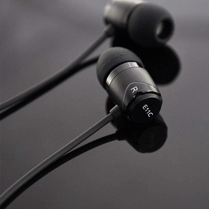 Soundmagic E11C / E 11C In Ear Isolating Earphones with Mic Original