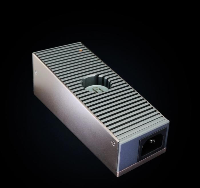 iFi Audio iPower Elite High-End Silent Power Supply Original
