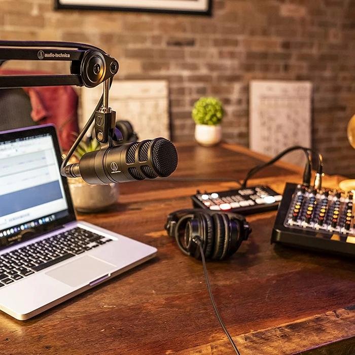 Audio Technica AT2040 / AT 2040 Hypercardioid Dynamic Microphone Original