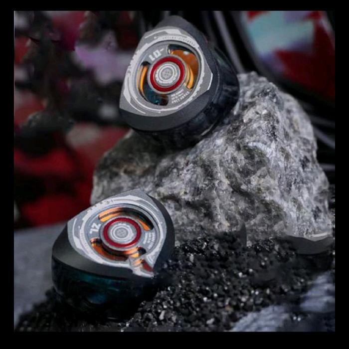 Tangzu Harmonic Empire Zhang Liao 1DD + 2BA + 1 Plana Hybrid Driver In‑Ear Monitor Earphones / IEM Original