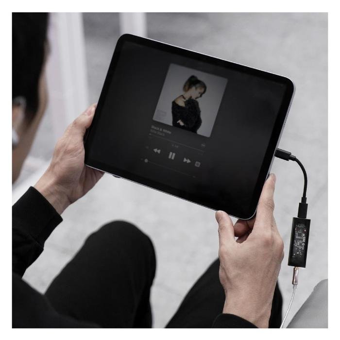 Questyle M12i / M12 i / M 12i / M 12 i Hi-Fi Headphone Amplifier Portable USB DAC Lossless Mini Audio Amplifier / DAC Amp Original