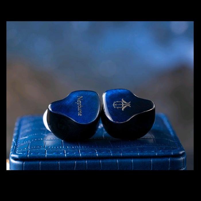 Melody Wings Neptune Premium Hybrid / Tribrid 4BA+1DD+1BC In-ear Monitor Earphone / IEM Original