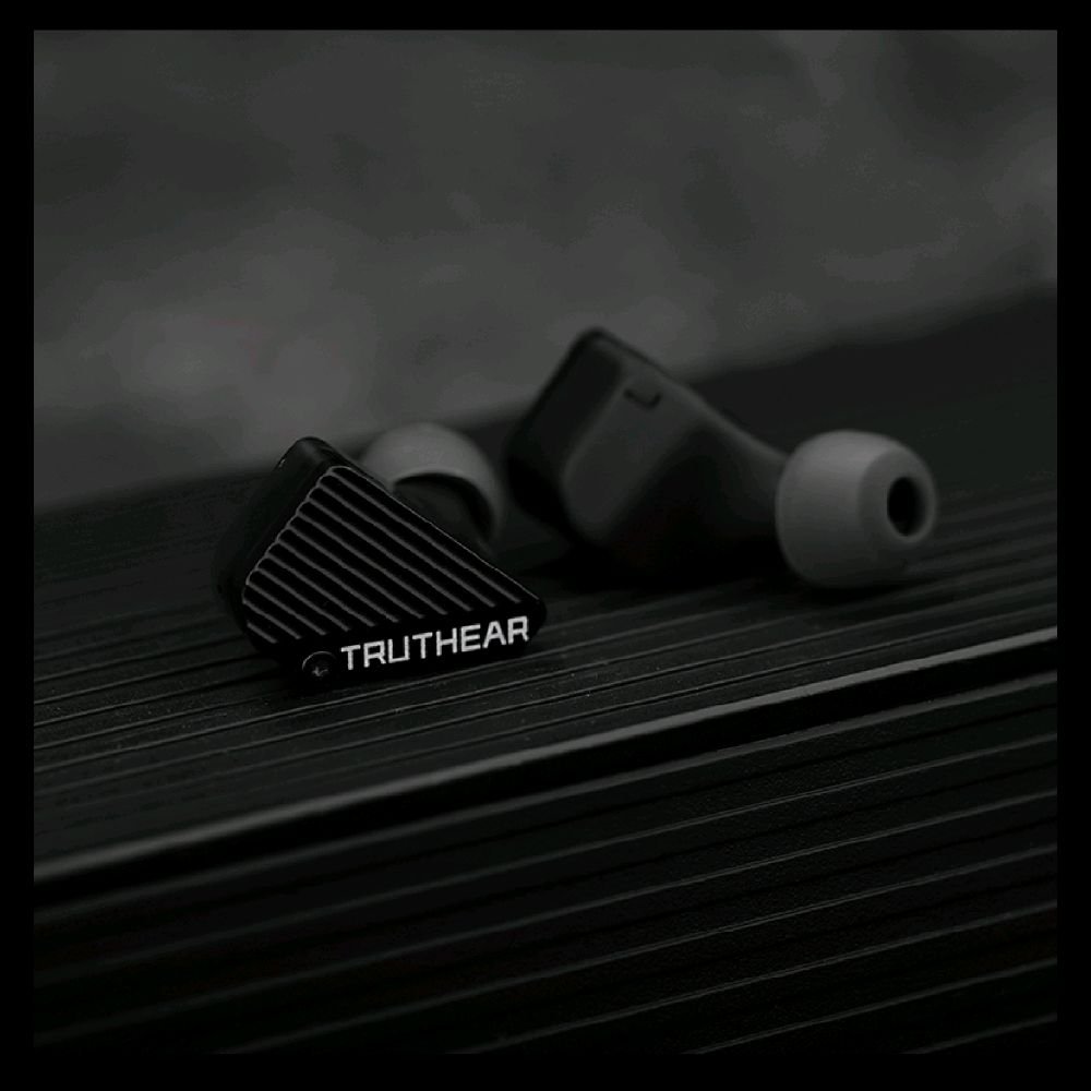 Truthear Pure 1DD + 3BA Hybrid Driver In Ear Monitor Earphone / IEM Original